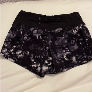 Lulu Lemon Women’s Speed Up Short